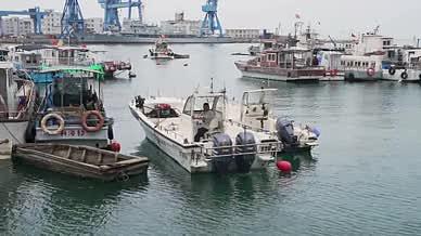 小港港湾船舶渔船视频的预览图